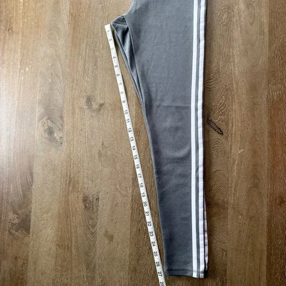 ✝️ adidas | LIKE NEW • Grey 3-Stripes Tights - Picture 10 of 13